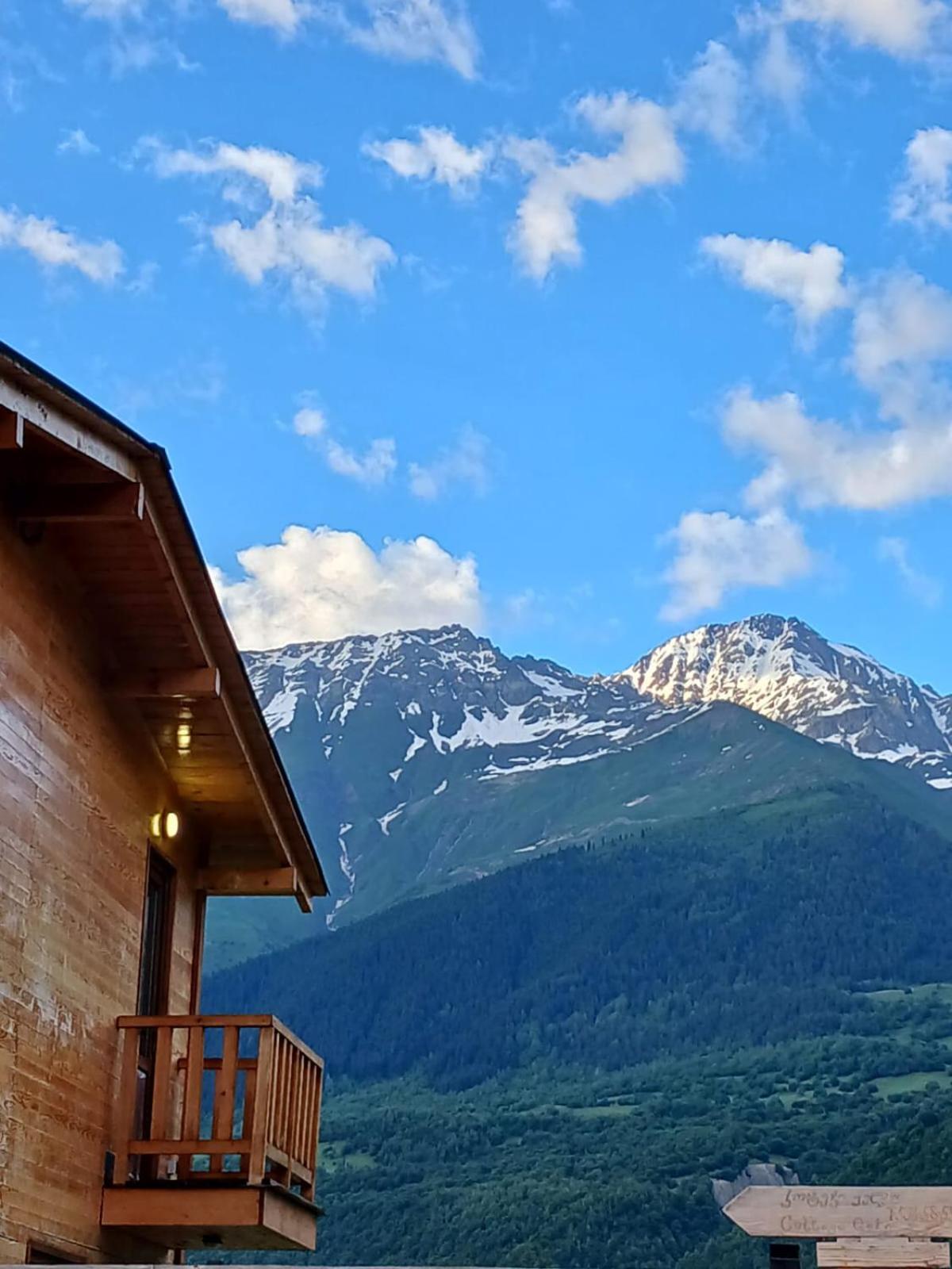 Cottage Qel เมสเตีย ภายนอก รูปภาพ
