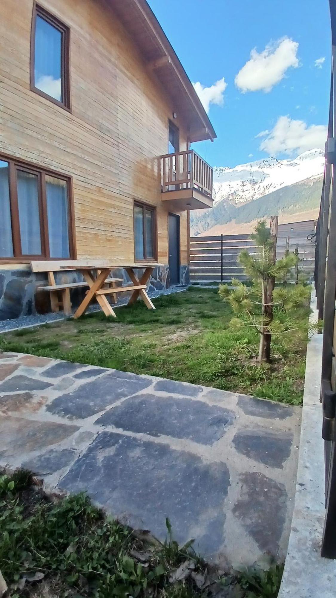 Cottage Qel เมสเตีย ภายนอก รูปภาพ